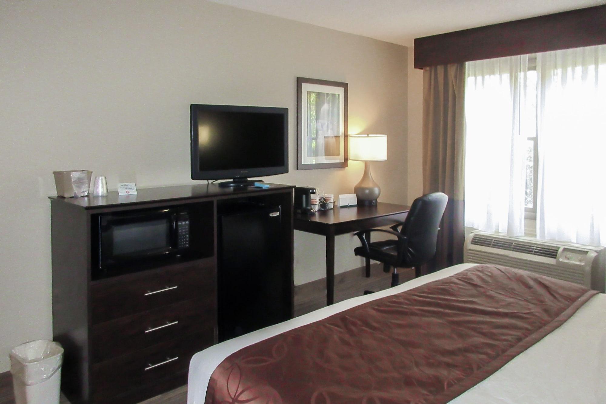 Quality Inn Radford-West Blacksburg I-81 Exterior photo