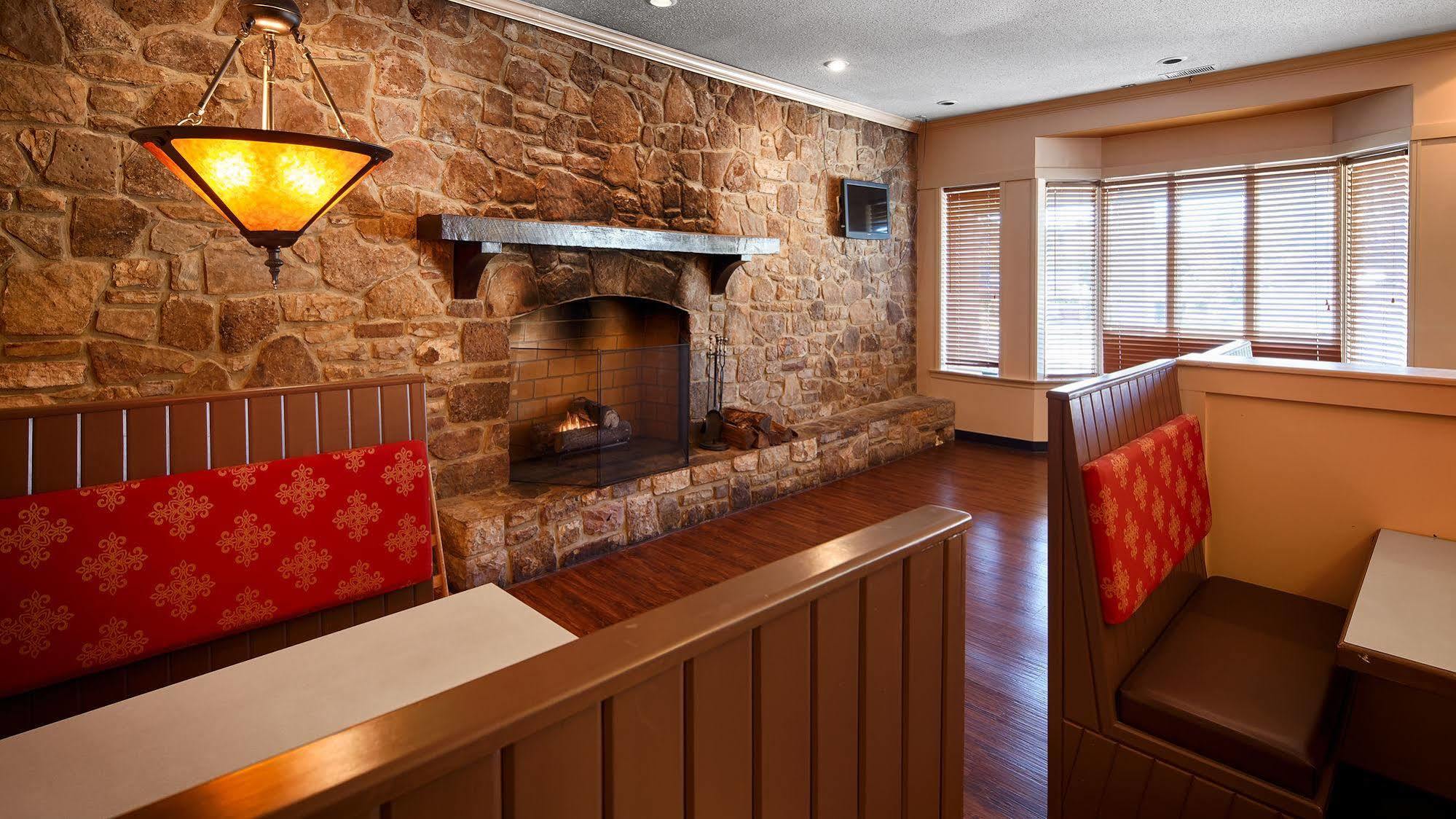 Quality Inn Radford-West Blacksburg I-81 Exterior photo