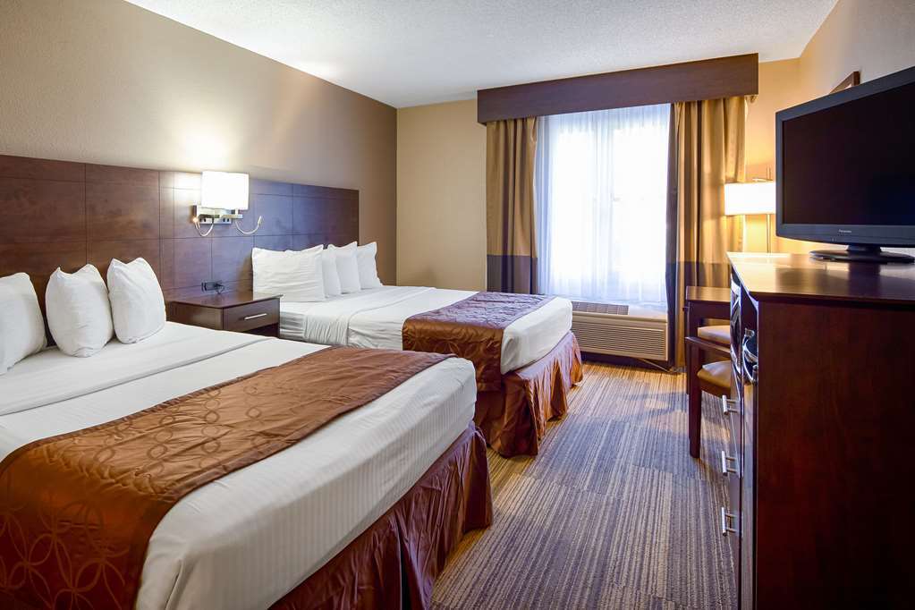 Quality Inn Radford-West Blacksburg I-81 Room photo
