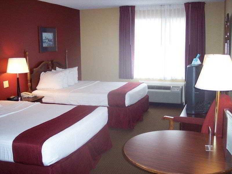 Quality Inn Radford-West Blacksburg I-81 Exterior photo